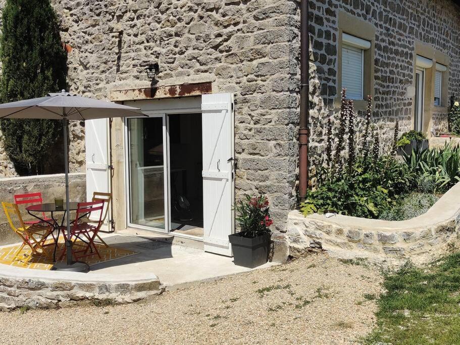 Gite Dans Ancien Moulin Sainte-Helene  Exteriör bild